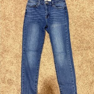 Stylish Blue Women's Skinny Jeans